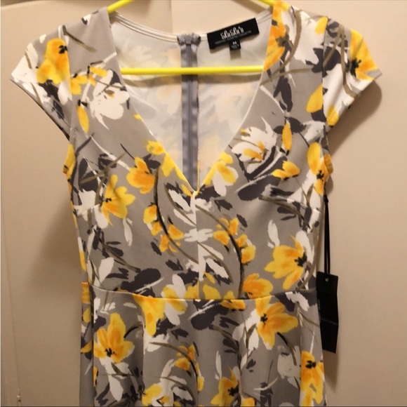 Lulus Grey and Yellow Floral Print Skater Dress Size Medium - Picture 3 of 8